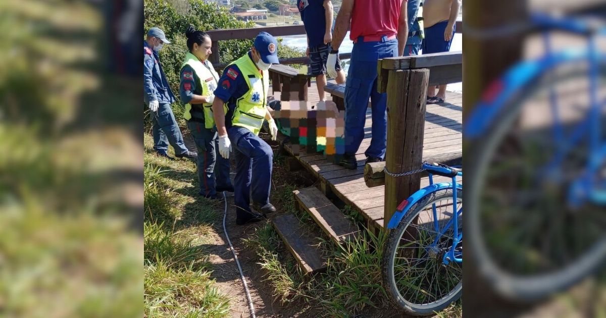 Corpo encontrado em Imbituba foi resgatado por bombeiros militares
