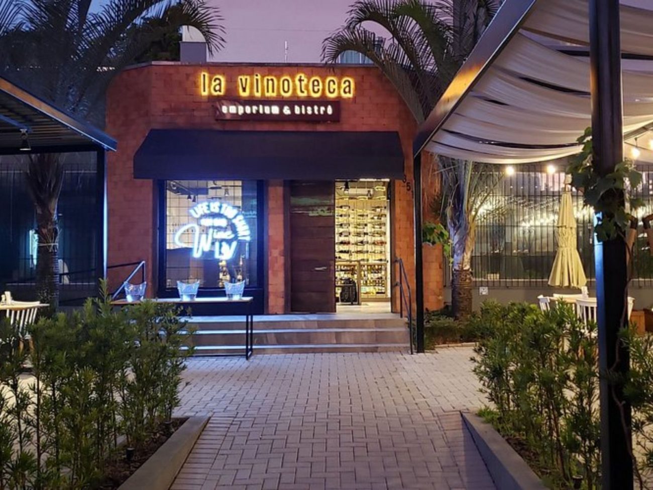 La Vinacoteca está na lista dos restaurantes mais bem avaliados no TripAdvisor para o jantar de Dia dos Namorados em Blumenau