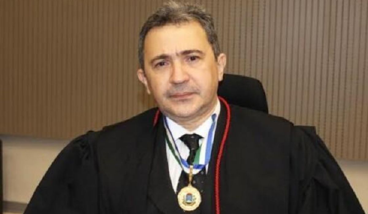 João Ferreira Filho, juiz afastado, de toga
