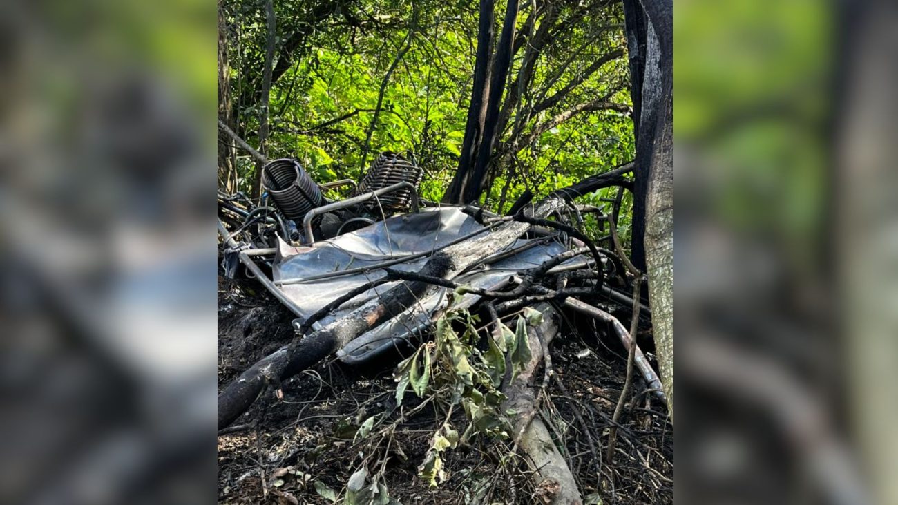 Foto do cesto incendiado após queda de balão em Praia Grande