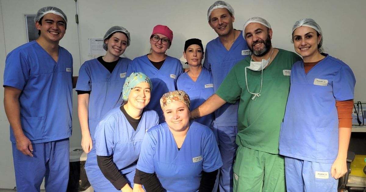 Equipe Que Realizou a Cirurgia do Jovem em Pistola de Pregos em SC