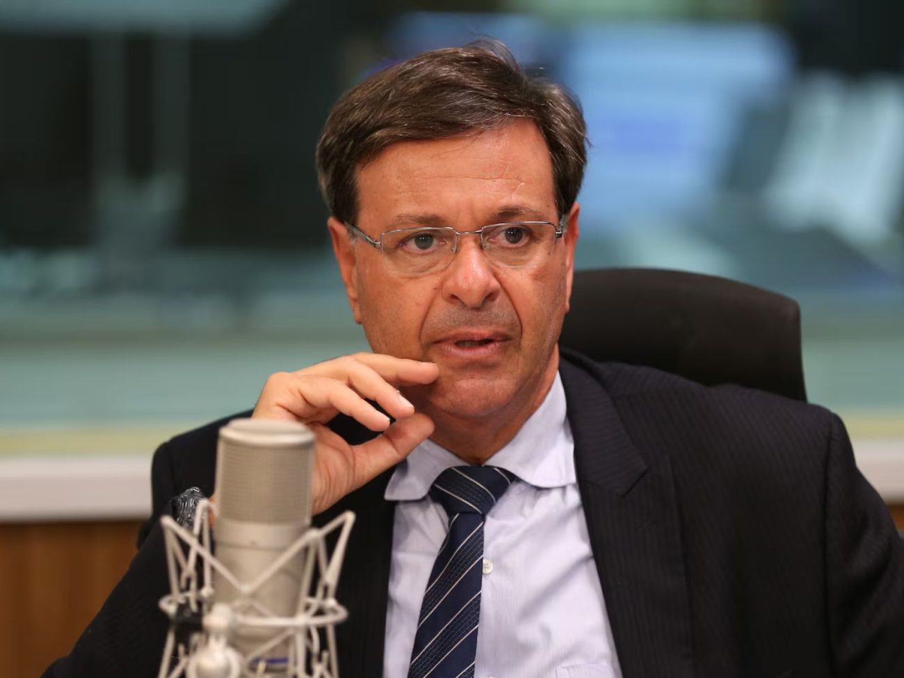Ex-ministro de Bolsonaro, Gilson Machado deixa prisão após decisão de Moraes