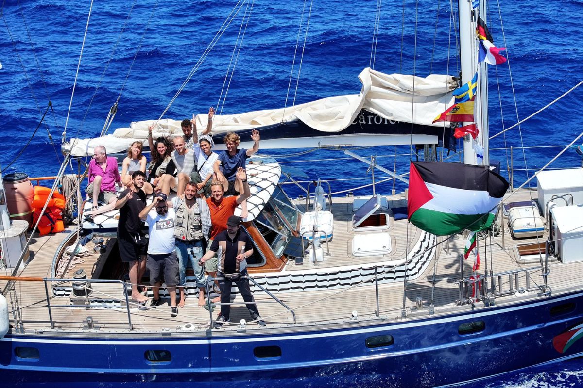 Barco de Greta Thunberg partiu da Itália em 1º de junho para levar mantimentos a Gaza, apesar do bloqueio à entrada de ajuda humanitária por Israel - @RimaHas/X/ND