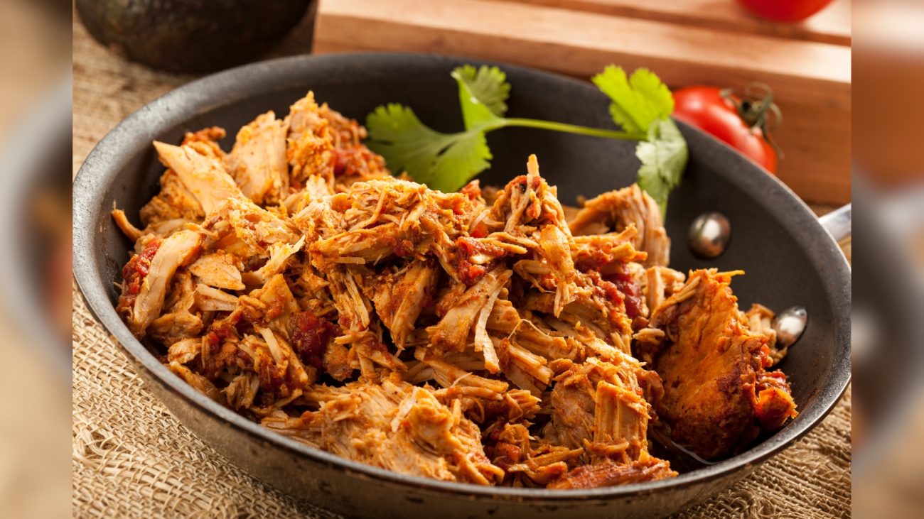 Varie a proteína: experimente substituir a calabresa por frango desfiado ou carne seca, desde que já estejam previamente cozidos - Canva/ND