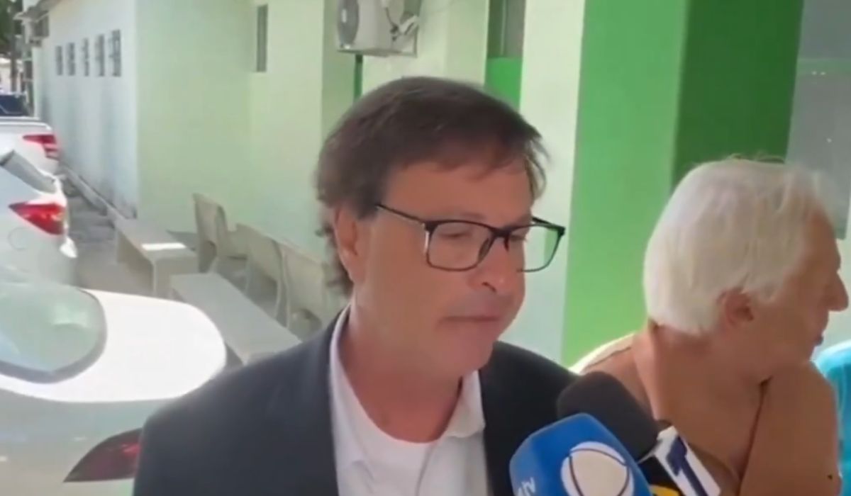Ex-ministro de Turismo conversou com a imprensa após deixar a prisão – Foto: X/Reprodução/ND