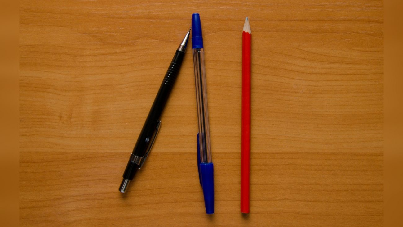 Escolha uma caneta ou lápis adequado, esse é o passo principal para melhorar a escrita - Canva/ND