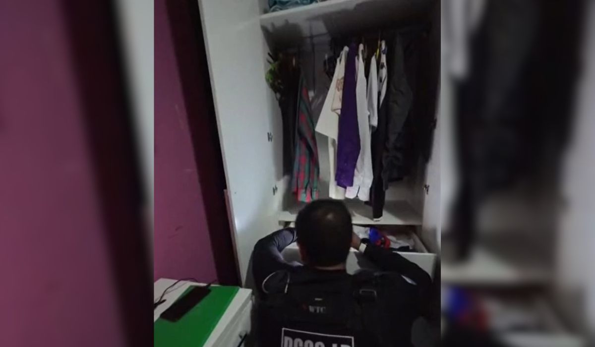Mandados de busca e apreensão foram cumpridos no Rio de Janeiro e em Santa Catarina, contra o líder do CV em Florianópolis