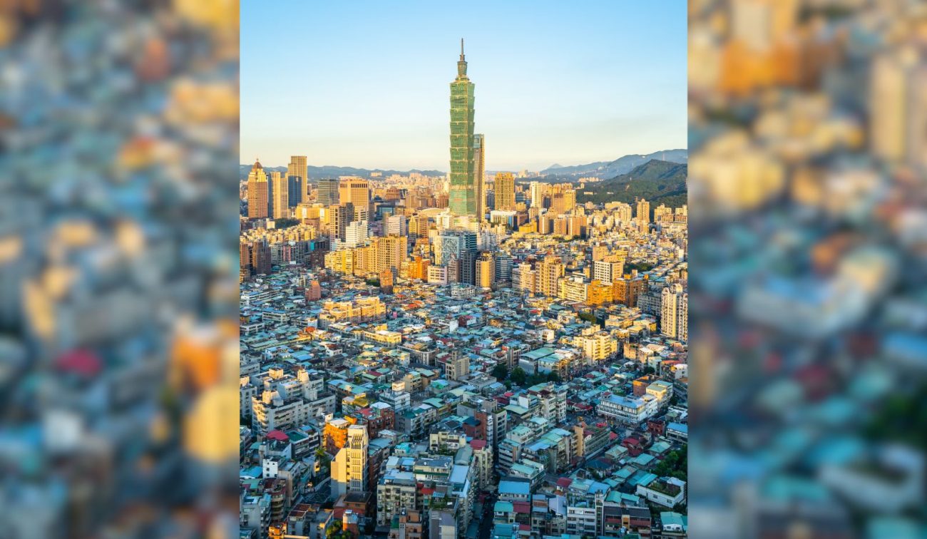 Centro de cidade Chinesa, que têm como língua principal o mandarim e não inglês 