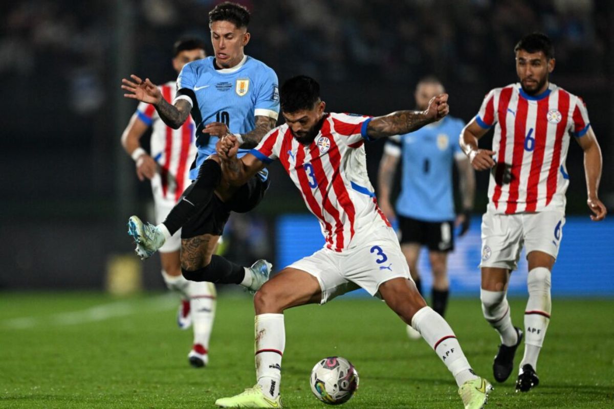 Paraguai e Uruguai no empate sem gols pela 7ª rodada das Eliminatórias Sul-Americanas, em Montevideo 
