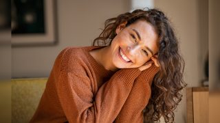 Os 4 signos do zodíaco que conquistam qualquer pessoa sem esforço