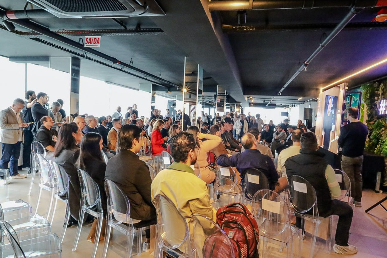 Foto mostra evento onde programação do aniversário de Balneário Camboriú foi lançado