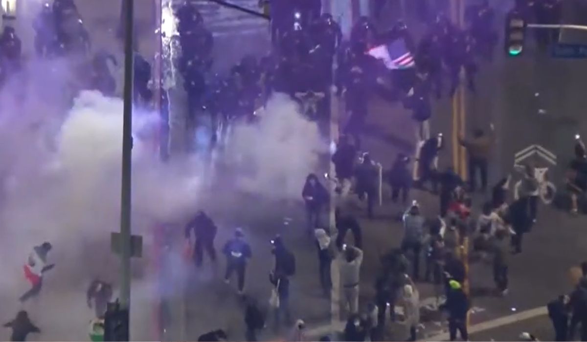 Protestos violentos nos EUA mobilizaram a Guarda Nacional 