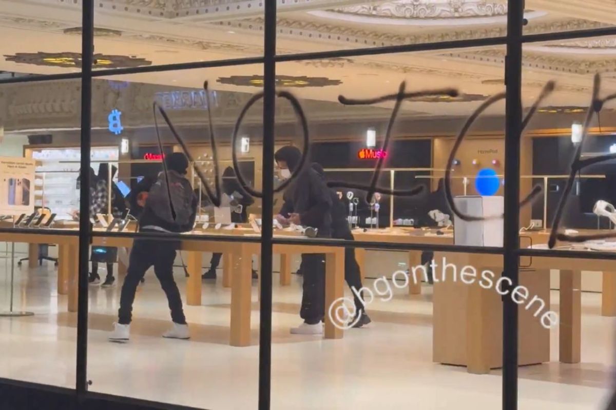 Saque em loja da Apple durante protestos em Los Angeles