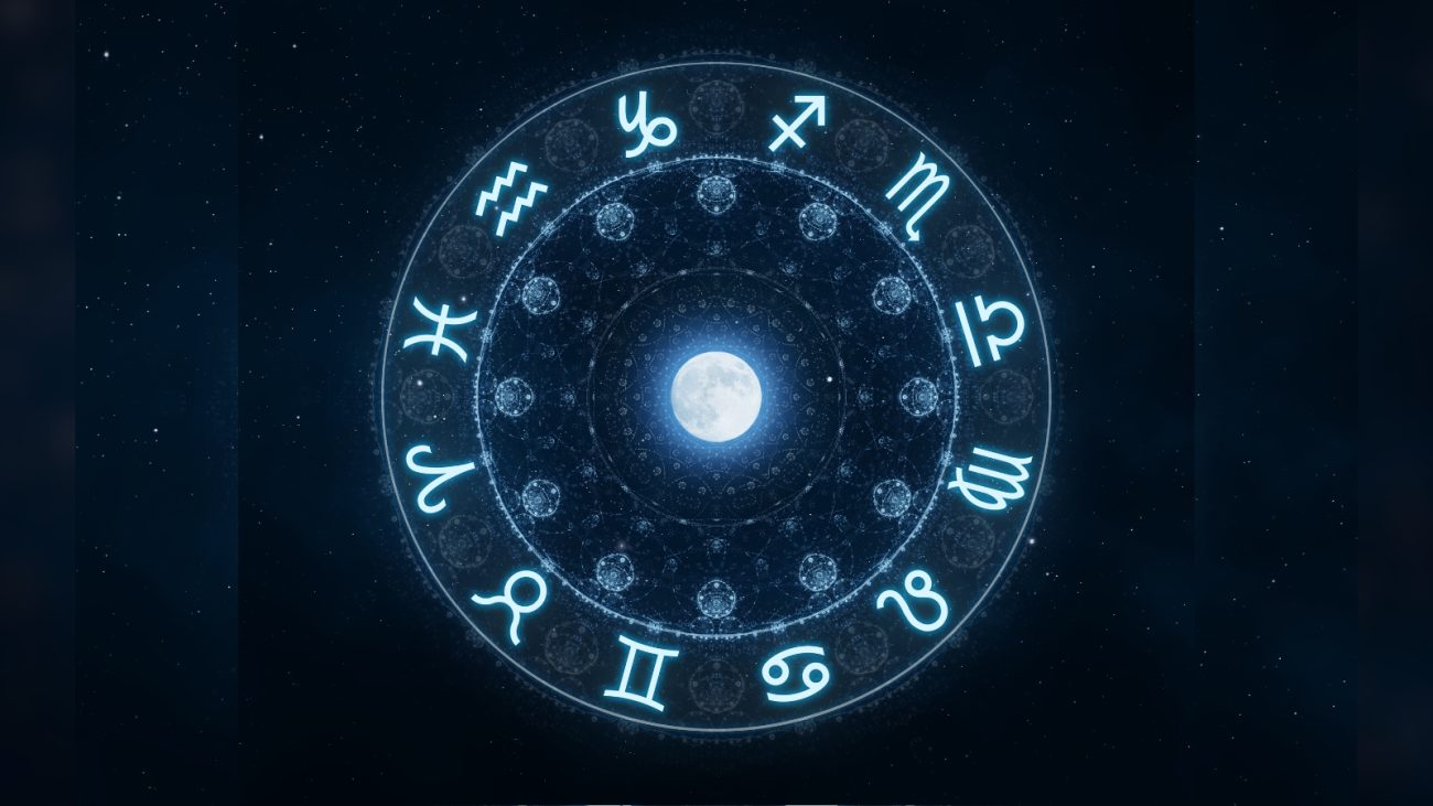 Imagem de um mapa astral com fundo azulado e cheio de estrelas