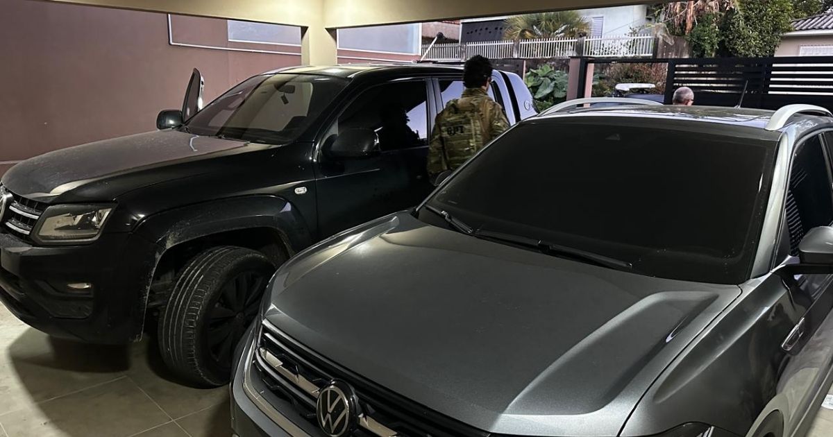 Policiais apreenderam grande quantidade de dinheiro e munições - Foto: Polícia Federal/Divulgação/ND