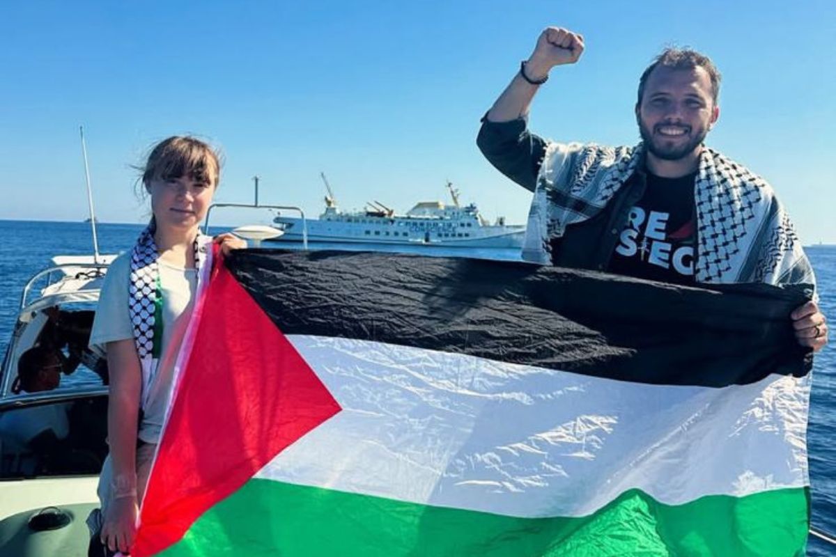 Thiago Ávila era o único brasileiro entre os 12 tripulantes do barco de Greta Thunberg - @thiagoavilabrasil/Instagram/ND