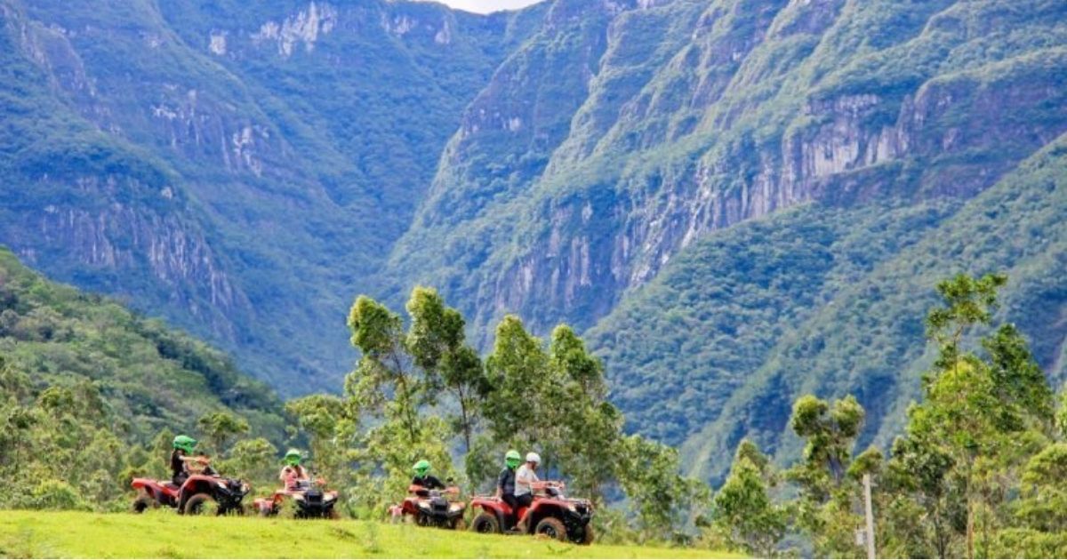 Atividades de turismo de aventura e ecoturismo se destacam em Praia Grande