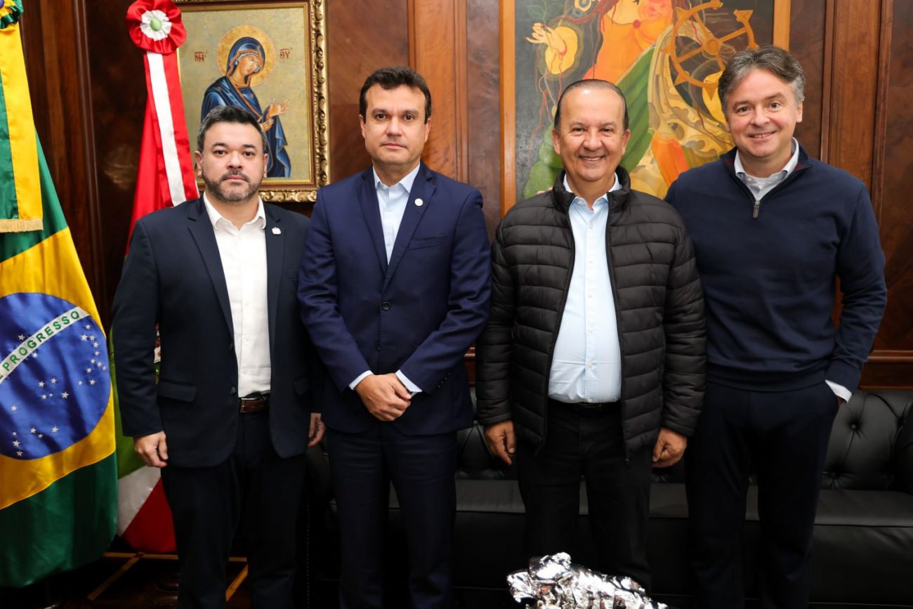 Usuy, Diego Ramos (Acate), Jorginho Mello e Fett - Foto: Roberto Zacarias / SECOM GOVSC