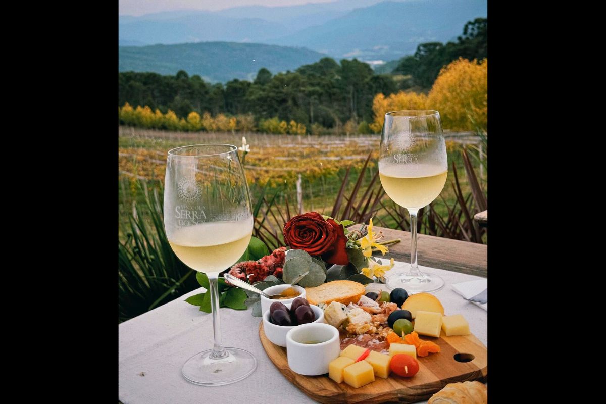 Tábua de frios harmonizada com vinho da vinícola  - Vinícola Serra do Sol/Redes Sociais
