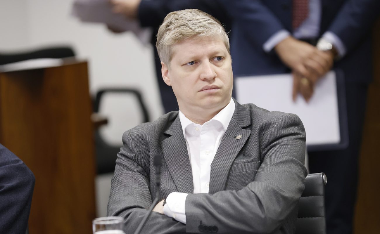 Van Hattem, pré-candidato ao Senado em 2026, é um dos nomes que marcam o futuro da direita no Brasil