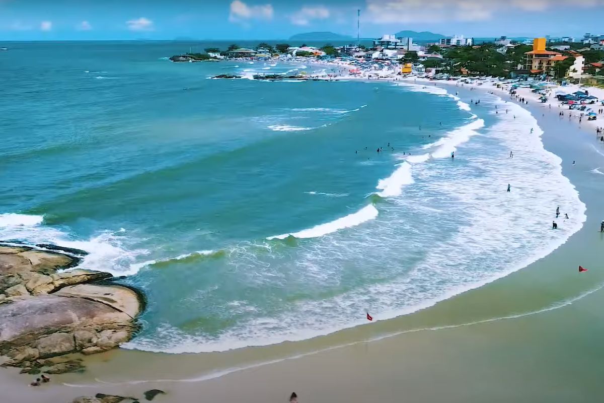 Itapoá, no Litoral de Santa Catarina, tem se destacado cada vez mais como destino turístico - Divulgação/Prefeitura de Itapoá/ND