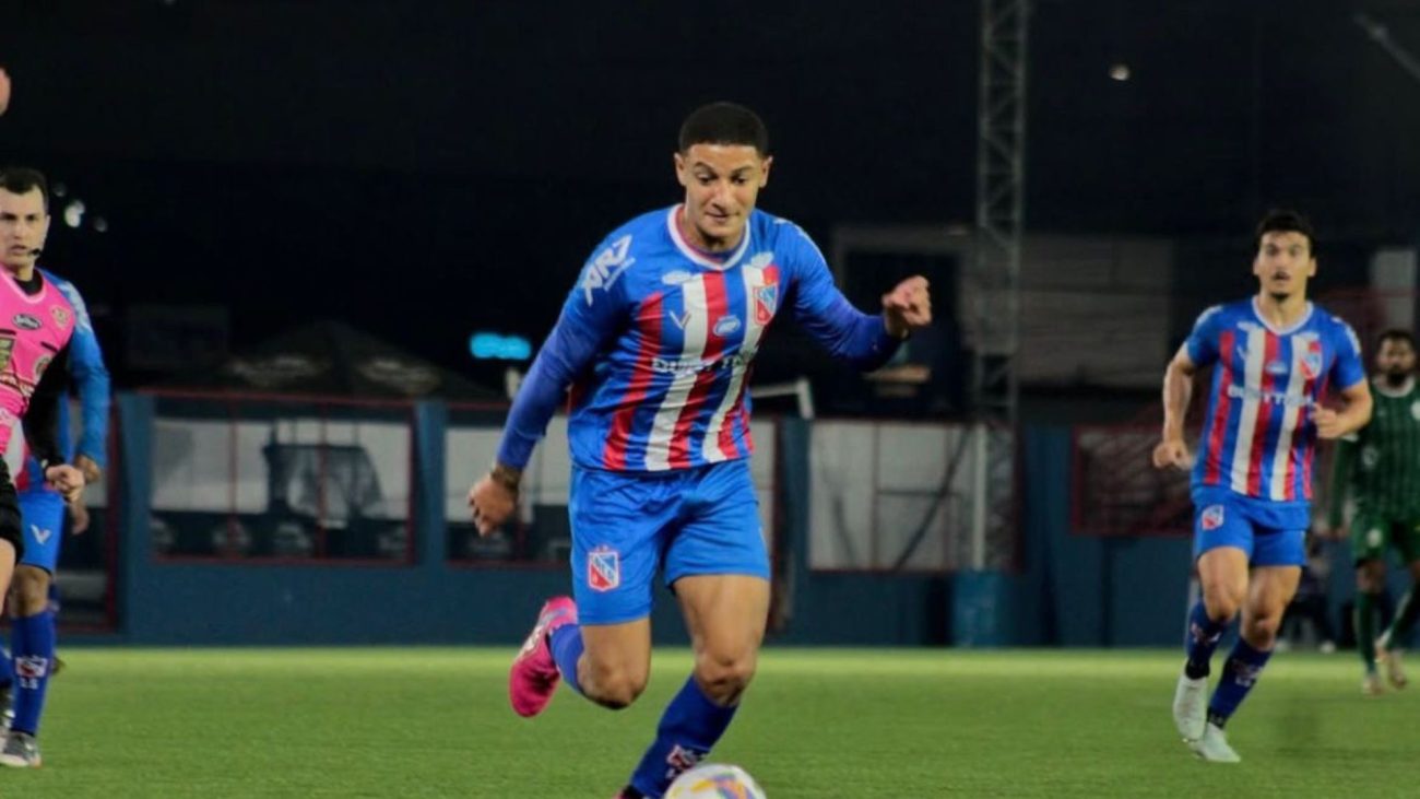 Carlos Renaux conquistou acesso para Série A do Catarinense e foi um dos times catarinenses campeões em 2025Foto: Gleison Ferraz/Carlos Renaux/ND Mais