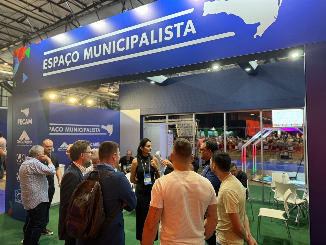 O evento concentra em torno de três eixos principais — inovação, sustentabilidade e boas práticas na gestão pública – Foto: Fecam/Divulgação