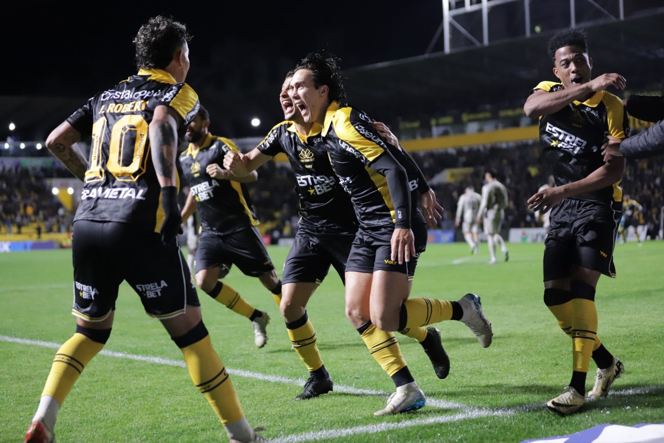 Tigre contou com atacante Nicolas para vencer o Athletico - Celso da Luz/CEC/ND