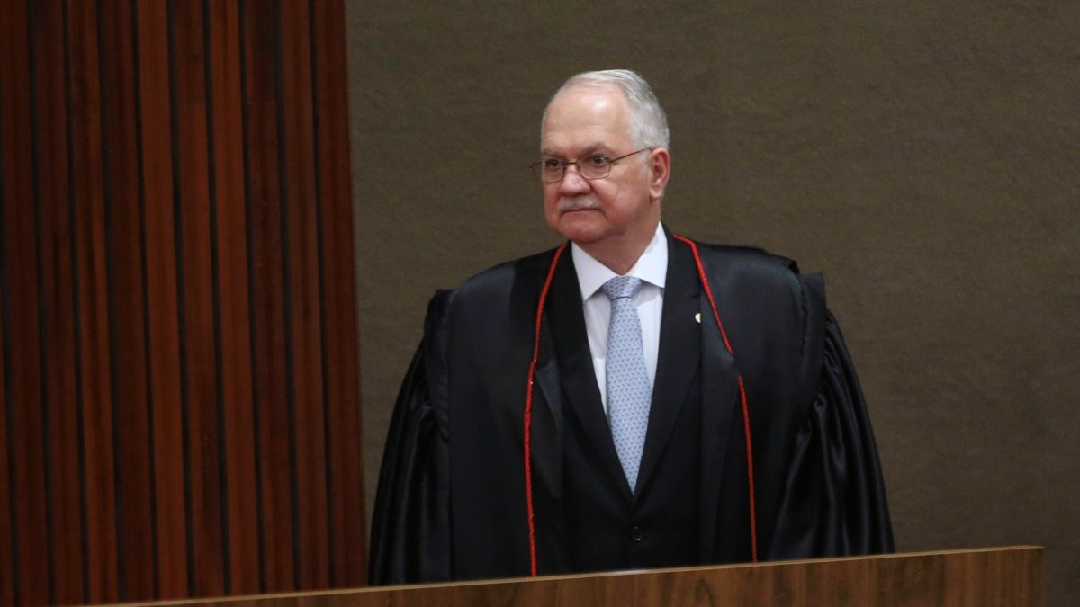 Fachin pede civilidade após ameaça relatada por Flávio Dino em aeroporto