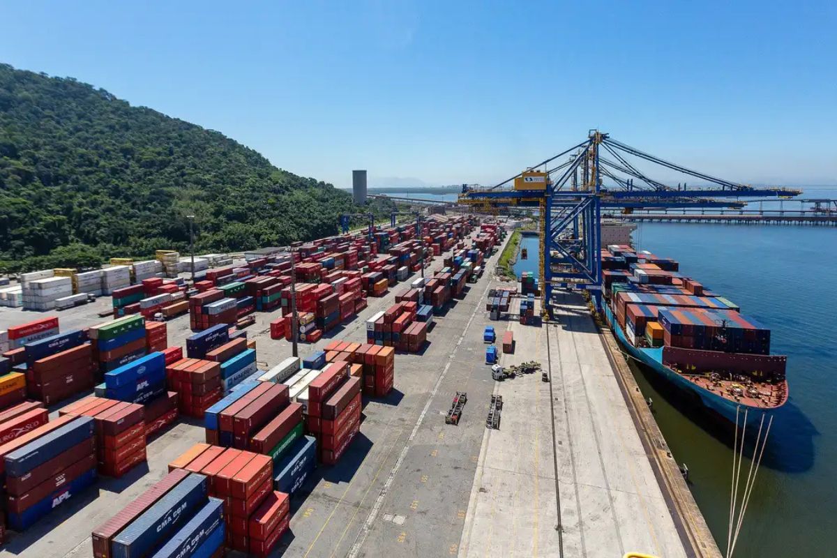 Quase 700 produtos ficaram de fora do tarifaço de Trump, o que representa R$ 100,8 bilhões em vendas em 2024 – Foto: Diego Baravelli/Minfra/ND