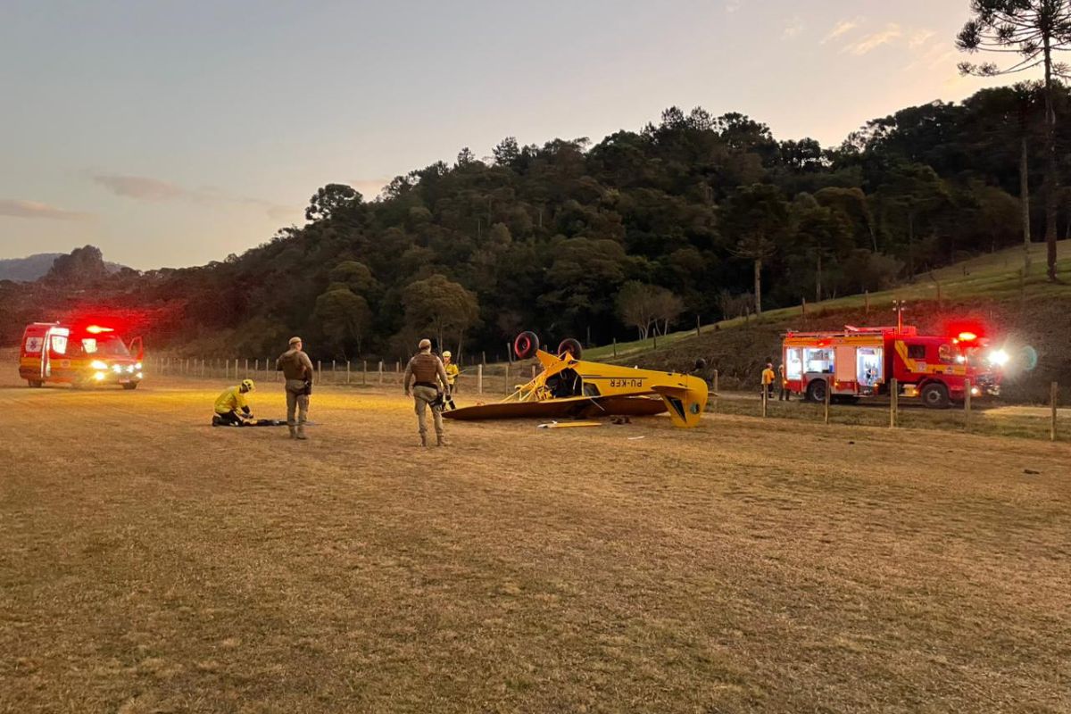 Avião de pequeno porte cai em Bom Retiro, Serra Catarinense - Divulgação/CBMSC/ND