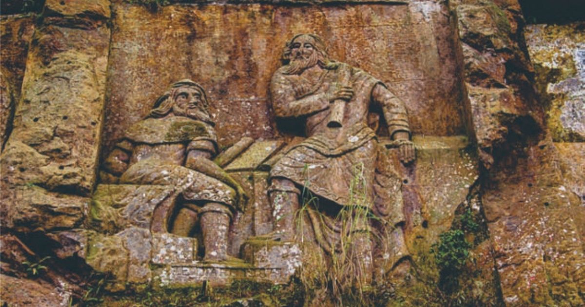 Painel 7 do Paredão de Esculturas - "Os dois últimos Profetas do Antigo Testamento" - Reprodução/Livro "Esculturas do Paredão/ND