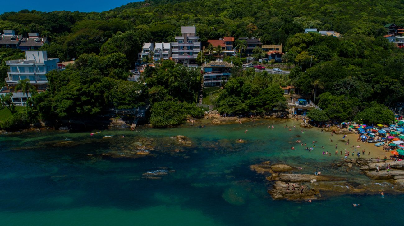 Local é paradisíaco. - Sectur Bombinhas/ND