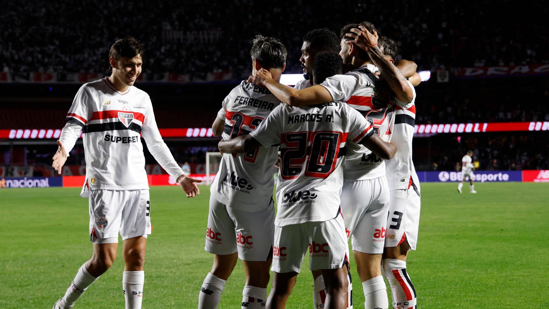 Bakeka incontri trans rimini