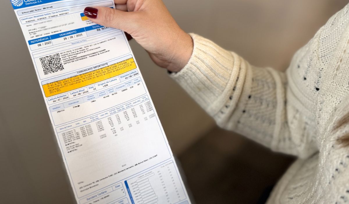 Golpe da conta de luz promete restituir valores a mais para enganar consumidores no Norte de SC