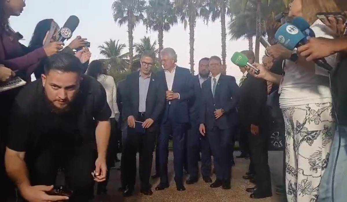Tarcísio de Freitas e demais governadores falaram com a imprensa após reunião em Brasília e cobraram ação de Lula sobre tarifaço – Foto: Reprodução ND