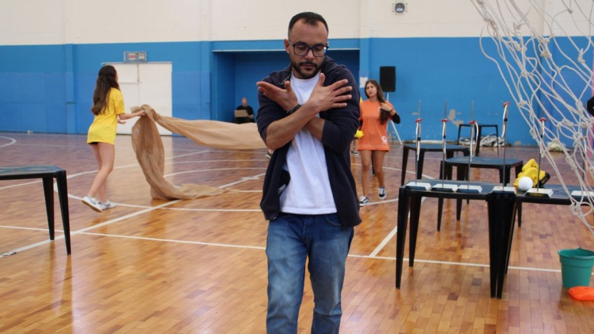 Professor executado com 9 tiros em SC será velado em SP