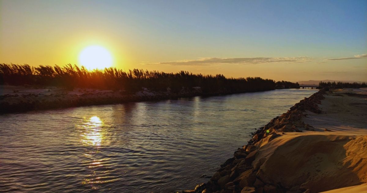 Praia do Camacho fica a 17 km do centro - Reprodução/prefeitura de Jaguaruna/ND