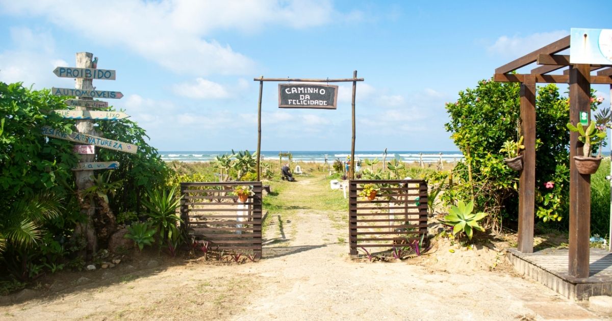 Praia possui dunas de até 60 mettros de altura - Reprodução/prefeitura de Jaguaruna/ND