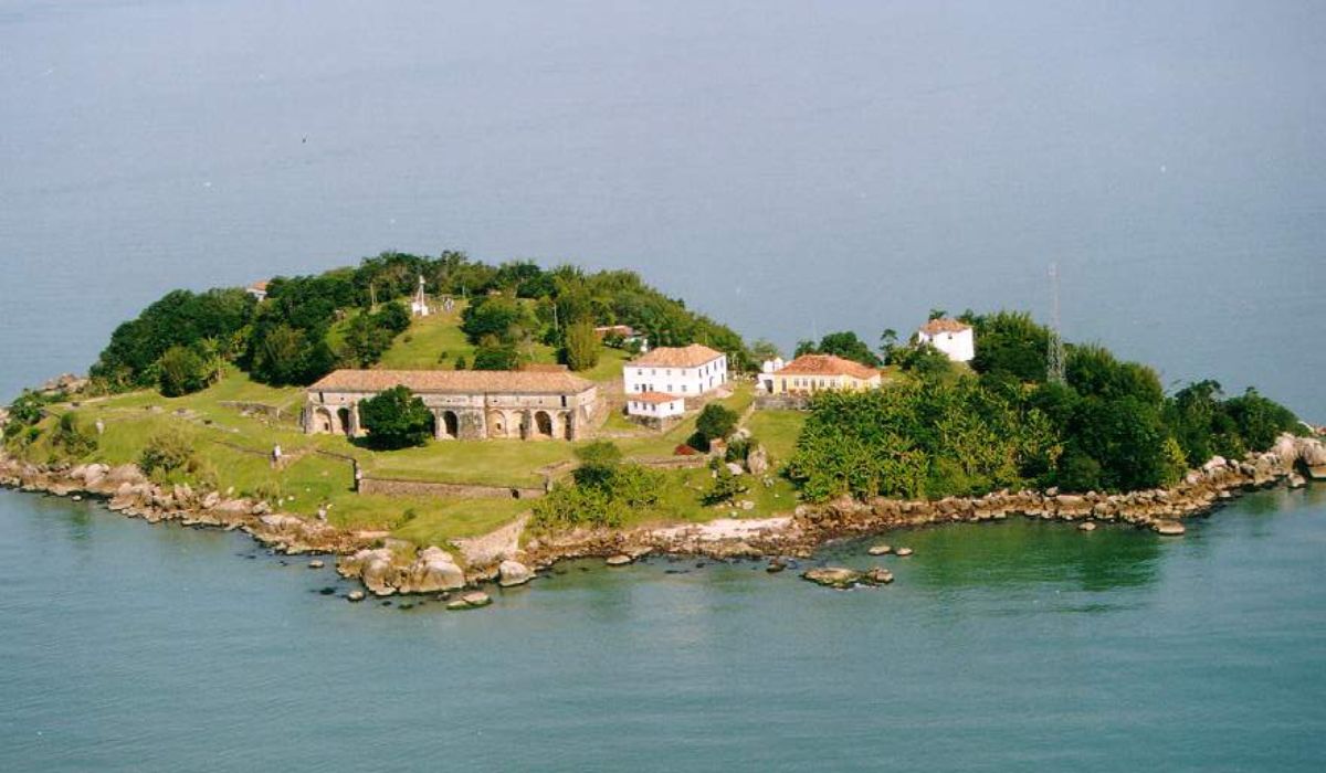 Fortaleza de Santa Cruz, que pertence à jurisdição de Governador Celso Ramos, na Grande Florianópolis - Reprodução/UFSC/ND