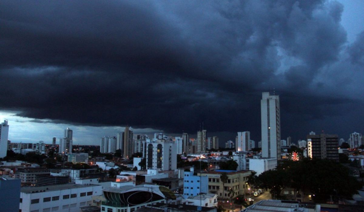 Frente fria deve trazer novos riscos de tempo severo no Sul