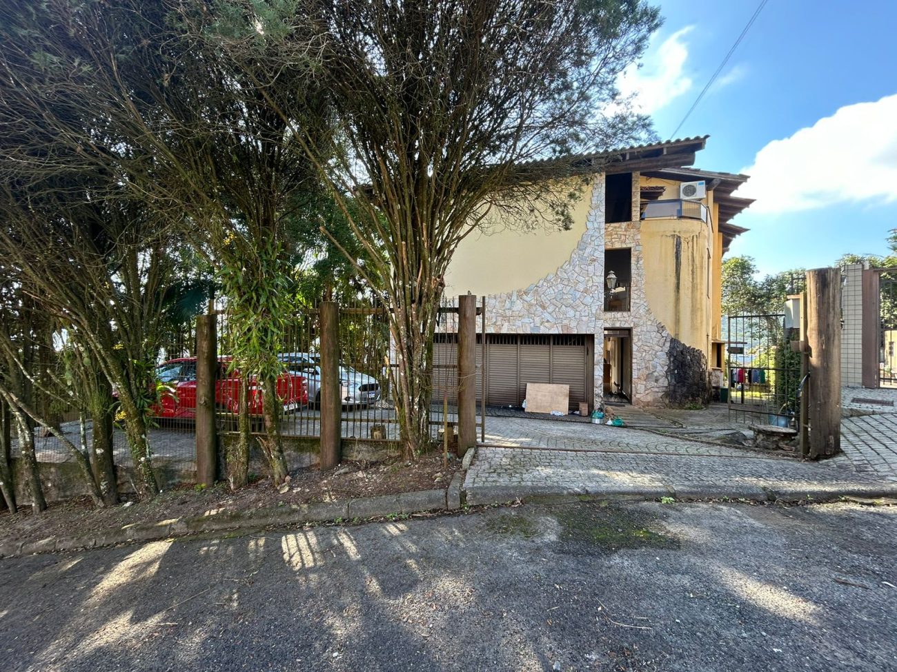 Chacina em Joinville ocorreu no bairro Saguaçu - Reprodução/Isabela Corrêa/ND