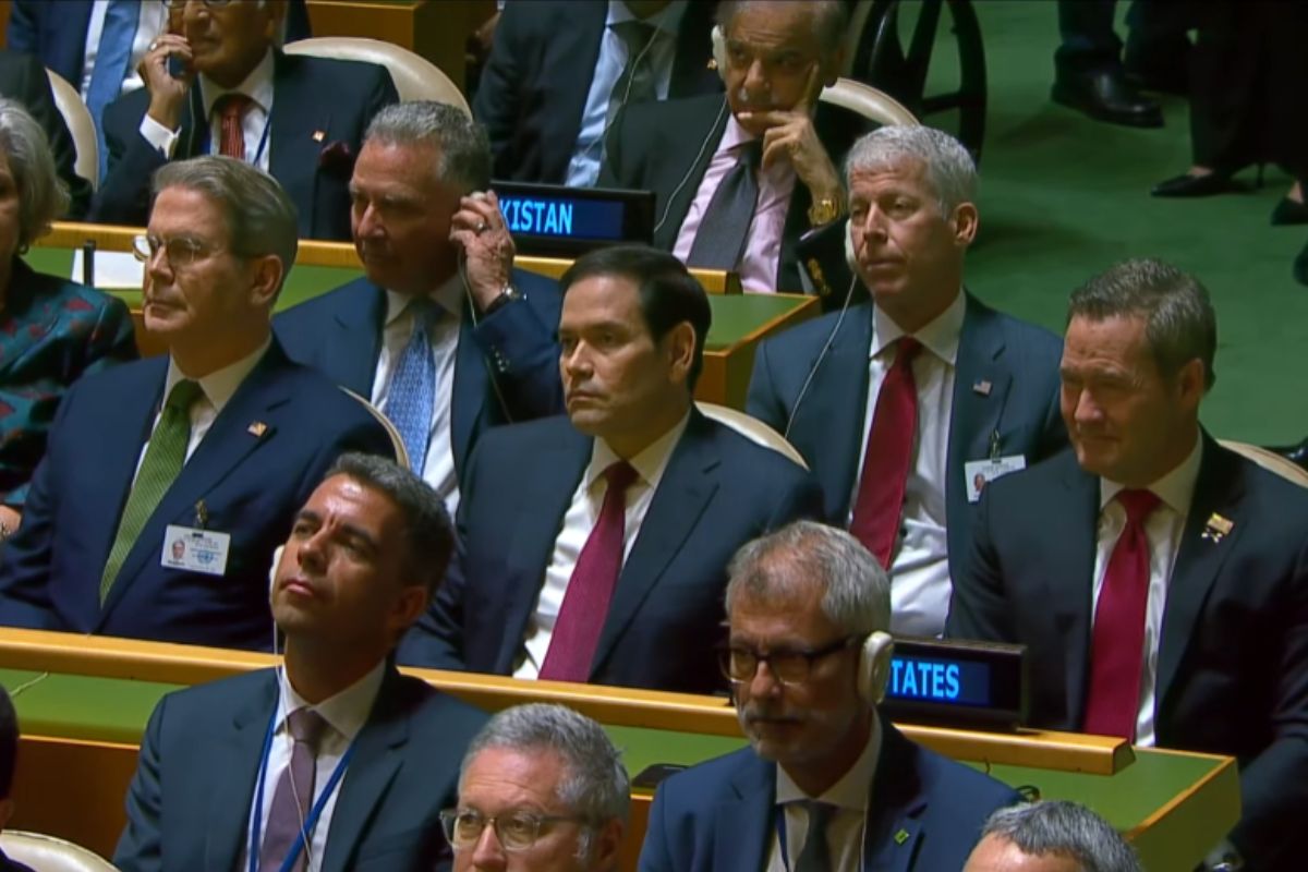 Marco Rubio e Scott Bessent assistem ao discurso de Trump na ONU