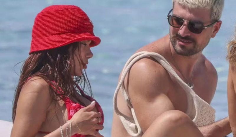 Anitta e Ian Bortolanza se conheceram pelo Instagram - Redes Sociais/Reprodução