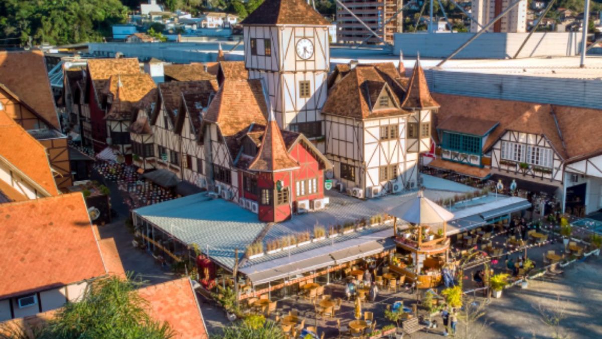 Espaço esquecido da Casa da Oktoberfest ganha ‘cara nova’ e recebe upgrade gigante após
