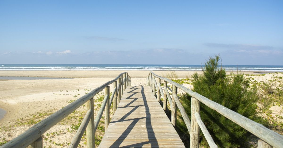 Praia Arroio Correia é o destino ideal para quem busca tranquila - Reprodução/prefeitura de Jaguaruna/ND