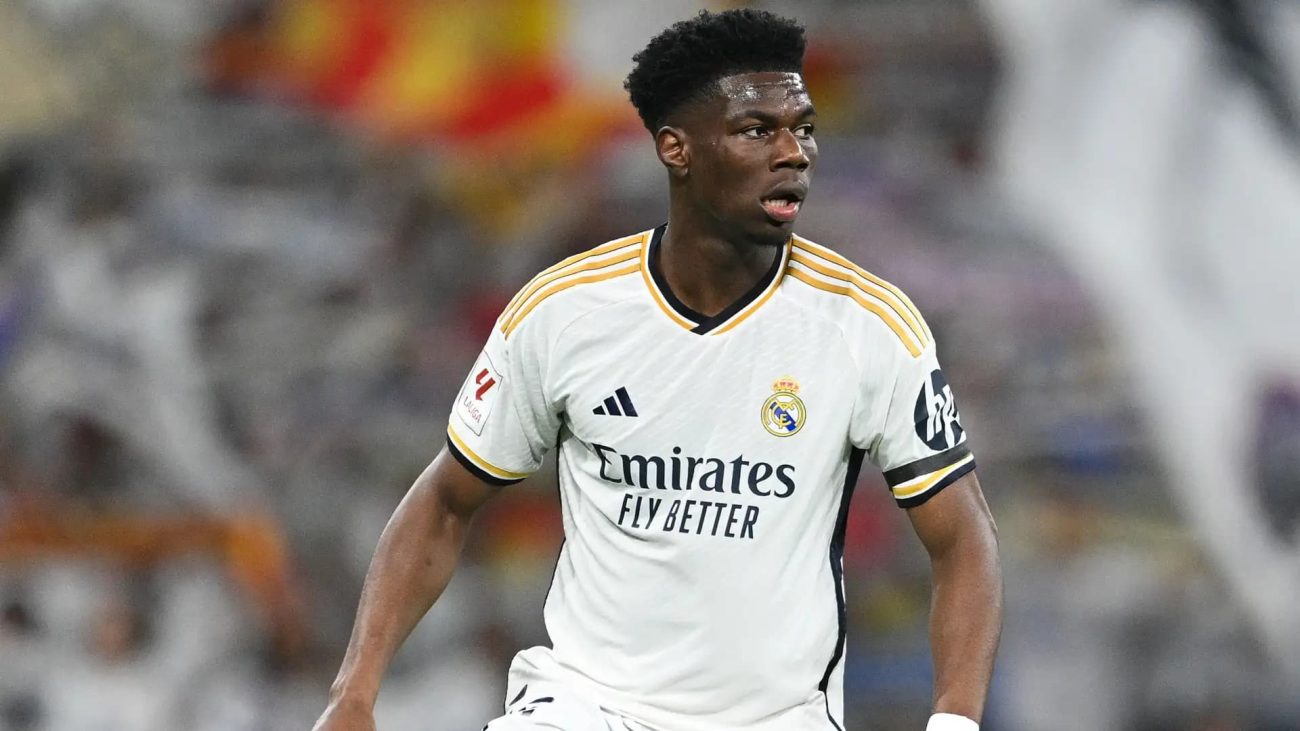 Tchouaméni atua como volante ou zagueiro e está no Real Madrid desde 2022 - Divulgação