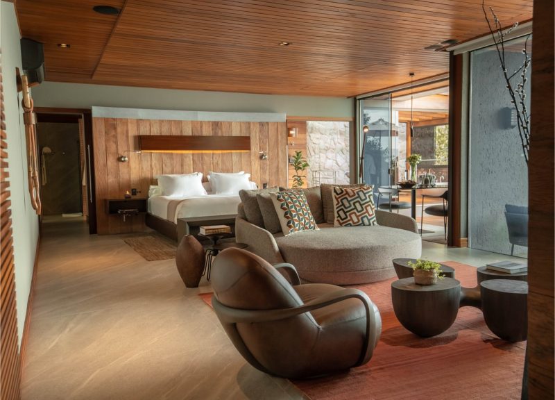 Foto mostra o quarto do bangalô Esmeralda - Awasi/Divulgação/ND