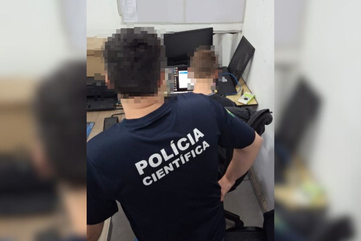 Policiais investigam vazamento de informações sigilosas