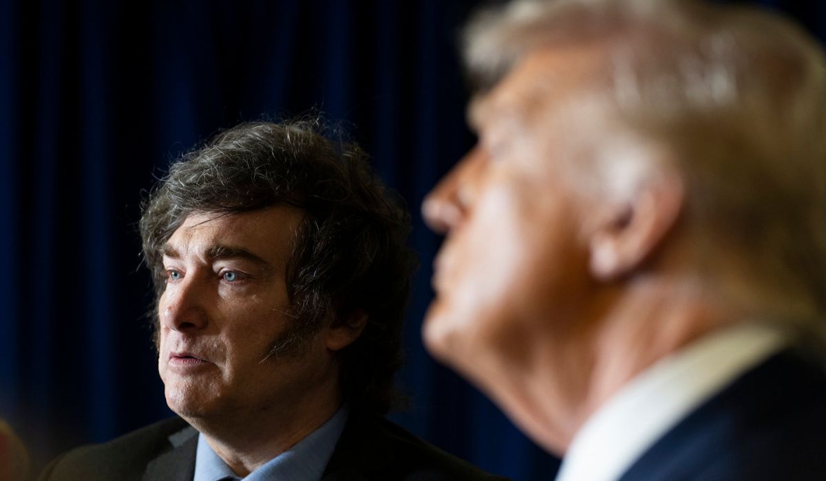 Trump diz que apoio dos EUA depende da vitória de Milei nas eleições na Argentina